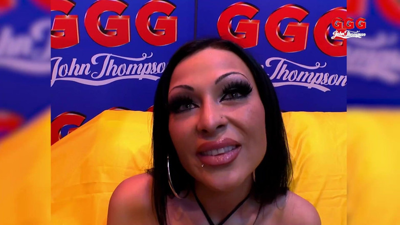 Gang Bang Germany: Sexy brunetka v zadku do pusy a polykání gangbangu Ggg...