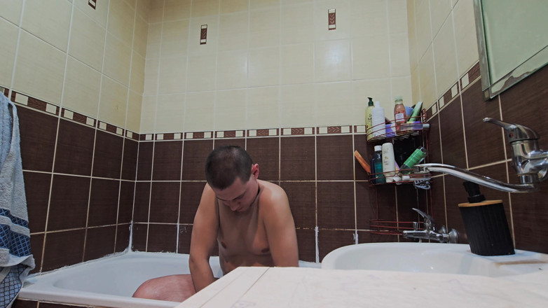 Fap_man93: Uzun bir günün ardından ateşli duş - amatör solo erkek