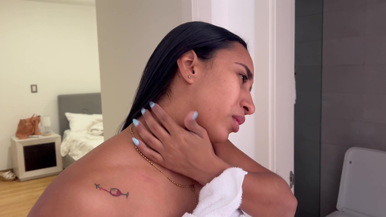 Leyne Rodriguez: Üvey anne azgın ve anal seksi seviyor