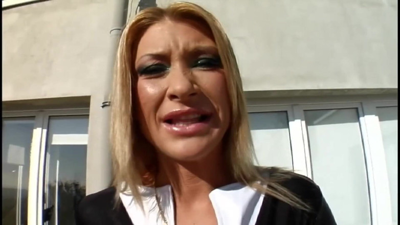 Cruel Media TV: Lisa Rose, MILF seksi euro dikongkek dengan Keluli Titus, Mike...