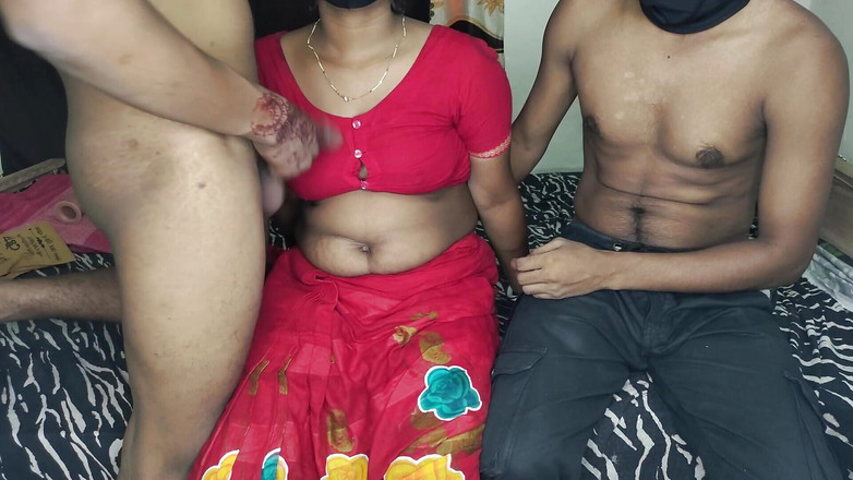 Sabina244: Dos hermanastro follando a su hermanastra sola en casa