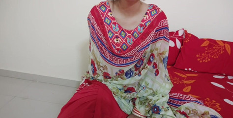 Saarabhabhi6: Nová kundička ošukaná v domě, když v noci nebyl nikdo...