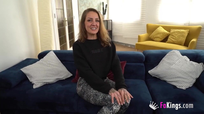 FAKings: Barbara will es in den arsch! Versaute stiefmutter will, dass...