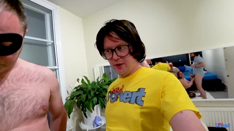 Nerd Pervert: Bukkake party Rue Bourbon - Pixie Broskev - Queenie B - Demi Delight