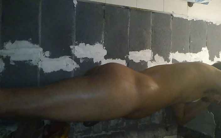 AlexAlejandro13: Corp transpirat și sexy