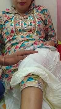 Fratele vitreg desi a încercat să rămână însărcinată cu sora vitregă la primul lor futai după căsătorie în audio hindi