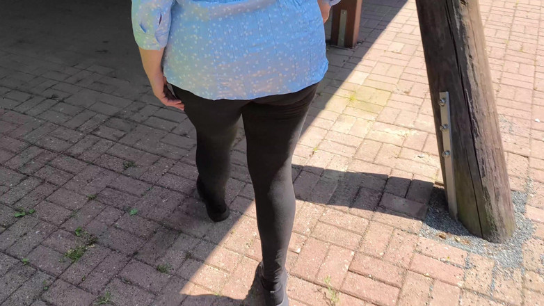 Bouncy Tits Action: Training for World Record in Vaginaslapping No.1 - Part 3