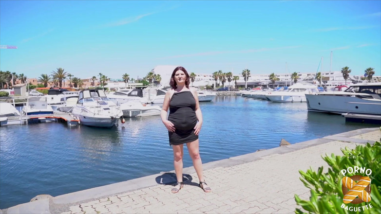 Porno Baguette: Leila, miLF cattiva, ama essere sbattuta da due cazzi