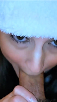 Amateur MILF Gives POV Blowjob and Fuck for Christmas