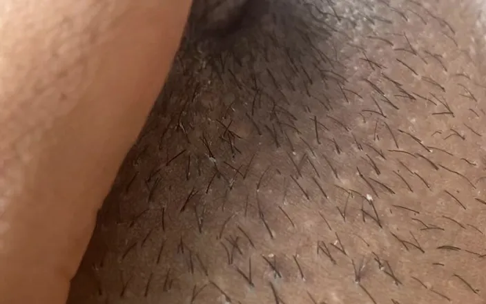 Dirtybitch: Play with me. I am horny.