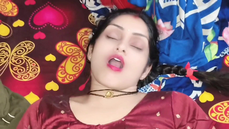 Janvibhabhii: An Karva Chauth wurde sie hart gefickt, nachdem sie die...