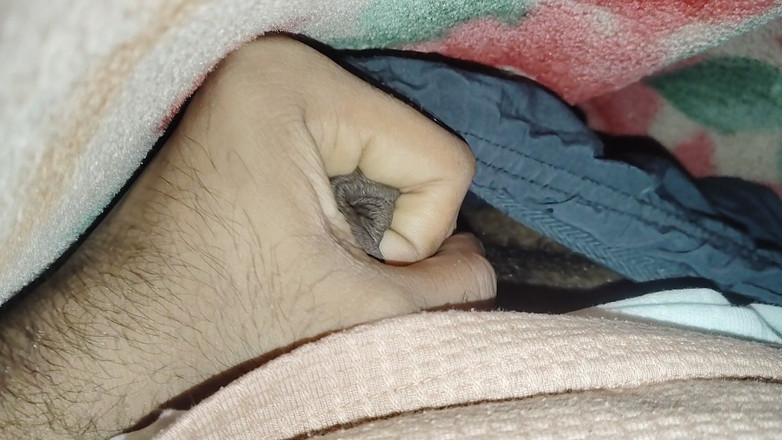 Xxxboyengi: Hot Deshi College Boy Masturbation Under the Blanket