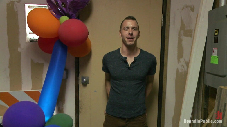 Bound in public: The Balloon Shop Whore