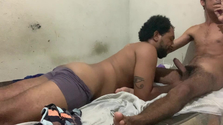 Couple 2 Black: Video 0410 We zijn veilig, we zijn goed, we missen jullie...