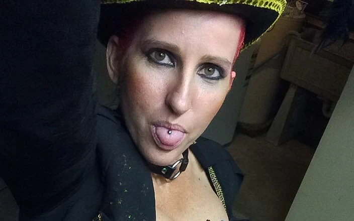 AmethystAngel: Selalu terangsang, suka bermain!