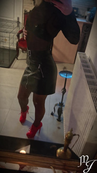 Nylon and Leather Fetishes - Mistress Julia