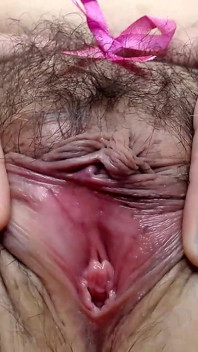 La grande dolce figa con le labbra gapee e