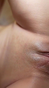 깨어난 후. 칸사이 미녀는 마침내 내면의 모든 비밀을 완전히 풀어줍니다.