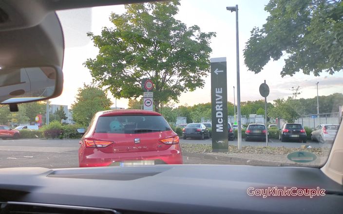 GayKinkCouple: Sperma gefärbtes hemd 3 riskanter autospaß