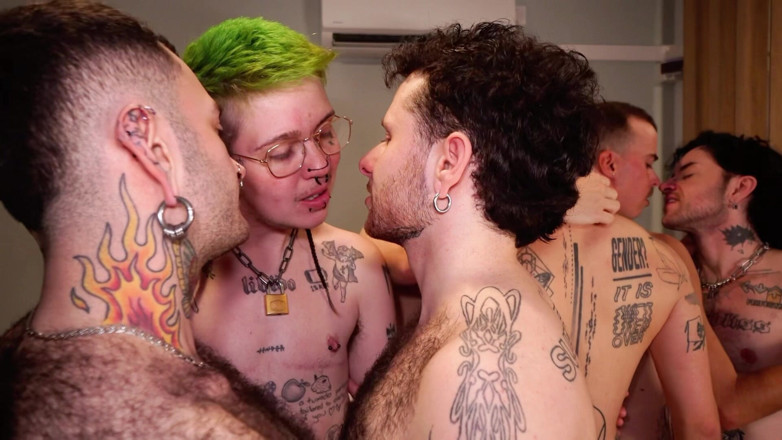 punkgoblin: Pussyboy Paradise Ftm Orgy Extended Pt1