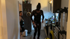 DOMINATRIX6: Fetiš lofts uklízecí relace s tv otrokem, část 1-3