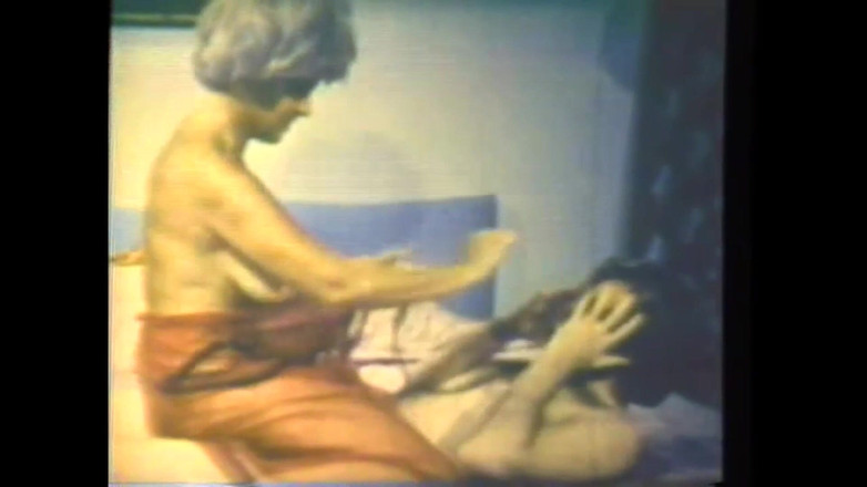 The Unforgettable: वासना बिस्तर