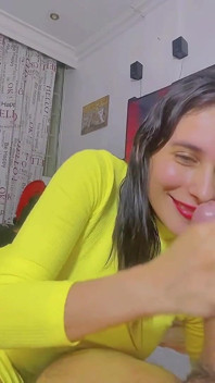 चुदाई xxx लड़की सड़क पर नीचे चलती है और मैं उसे अपने घर ले जाती हूं चुदाई jeniferplay xxx