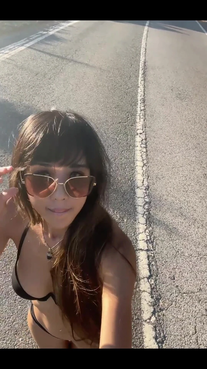 DaringKiara: I Need a Ride