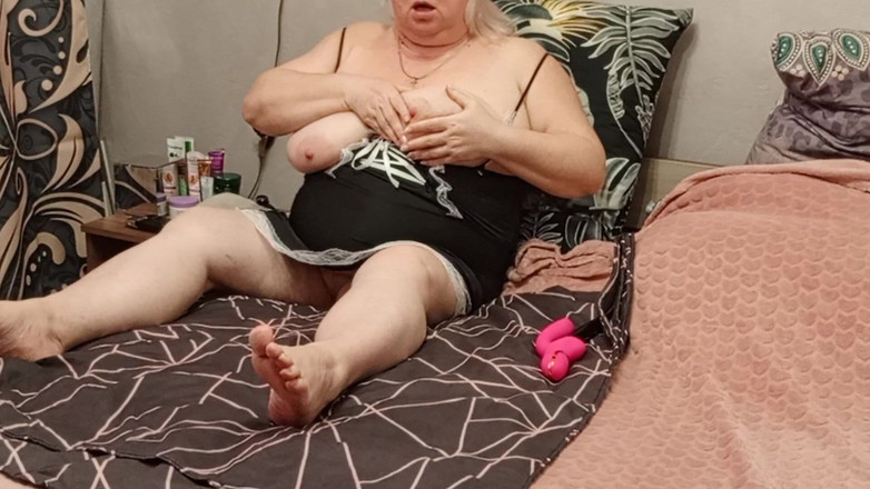 Zona901: Kundička macechy chce velkého čůráka