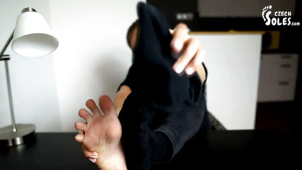 Czech Soles - foot fetish content: Webová kamera bohyně nohou POV