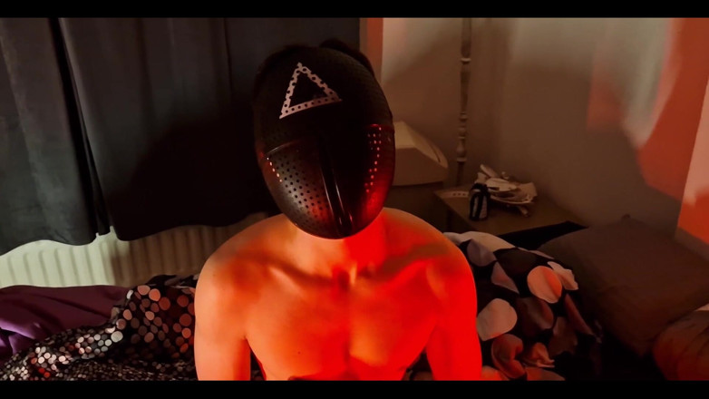 Snauwflake: Malé halloweenské tématické video, vítejte v squid Gayme!