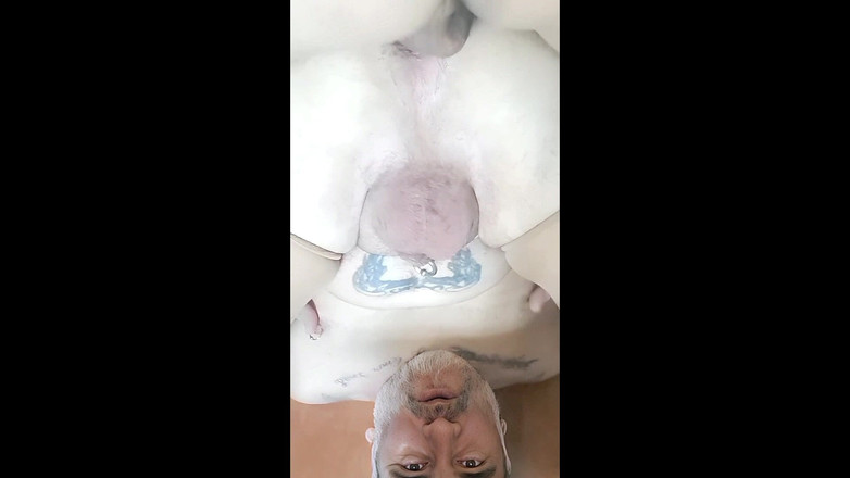 Adam Storm: Anonim bir adam tarafından giyilmişti