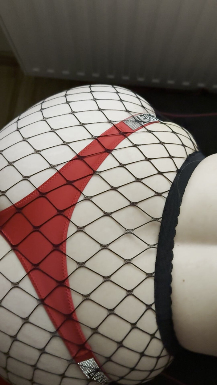 Christy X Taylor: Mükemmel büyük götlü ateşli sarışın öğretmen özel bir Fransızca dersi verdi