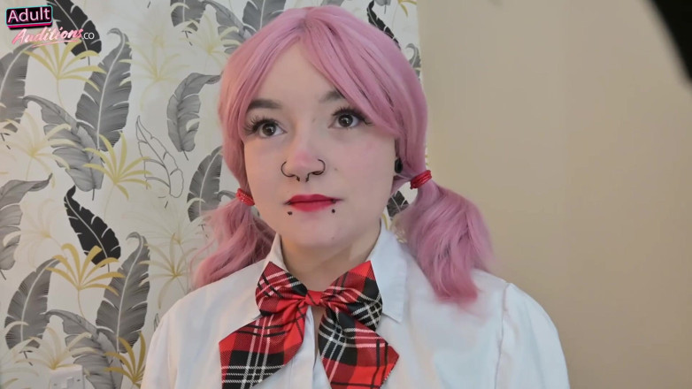 Adult-Auditions: british nars Scarlet