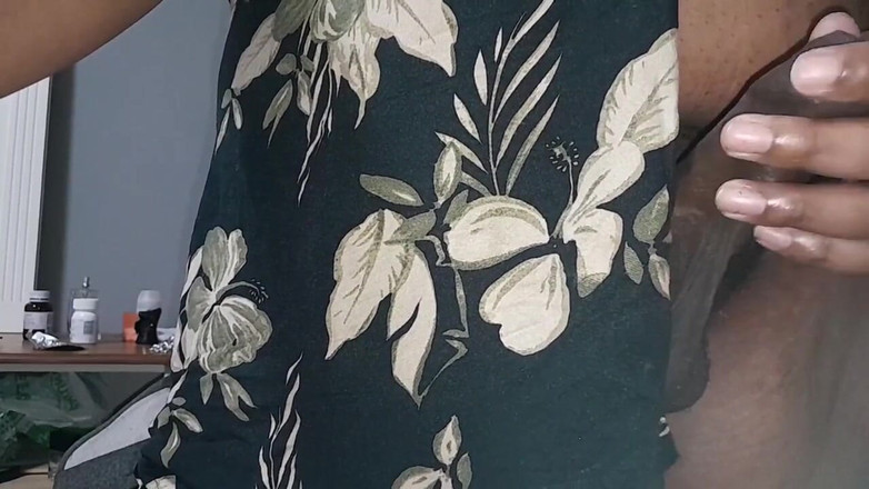 Eleasihle Esma: トランスのビッグブラックペニス:BBW、BBC、射精