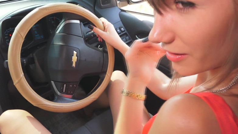 Angel The Dreamgirl: Kate vrea să se distreze astăzi cu tine