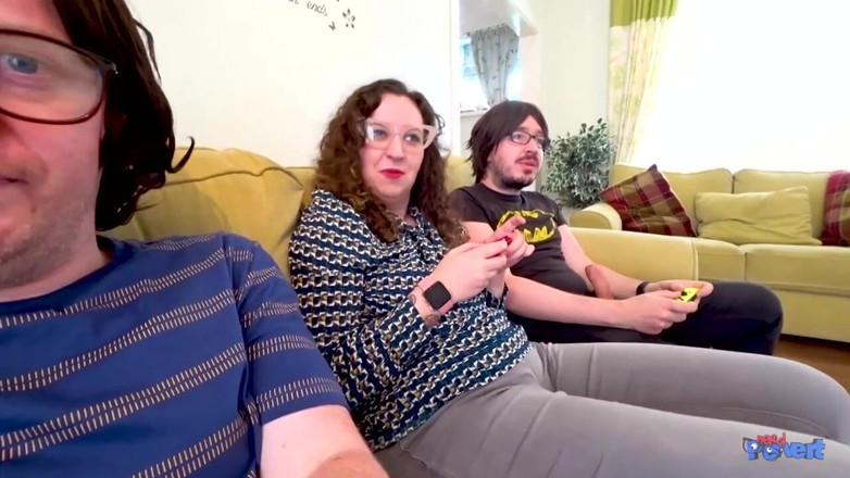 Nerd Pervert: Пенелопа Уэстбрук - Отсосать или осмелится