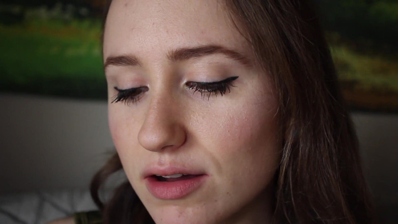 Lizzie Love: Lížu šťavnatou mandarinku