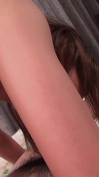 รินะ สาวผมแดงเซ็กซี่ชอบลูบหีขนดก แต่พอเห็นควยต้องดูดและทำให้มันเสียวสุดๆ