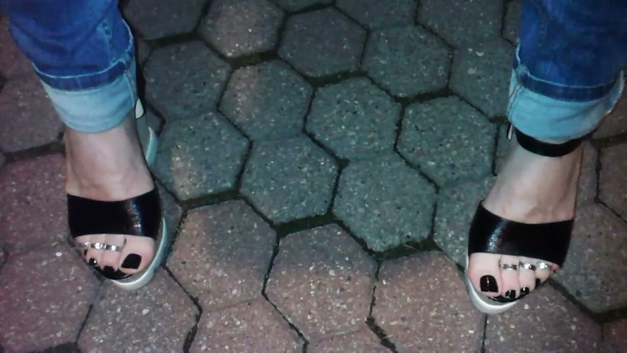 Platform Wedges and Toe Rings