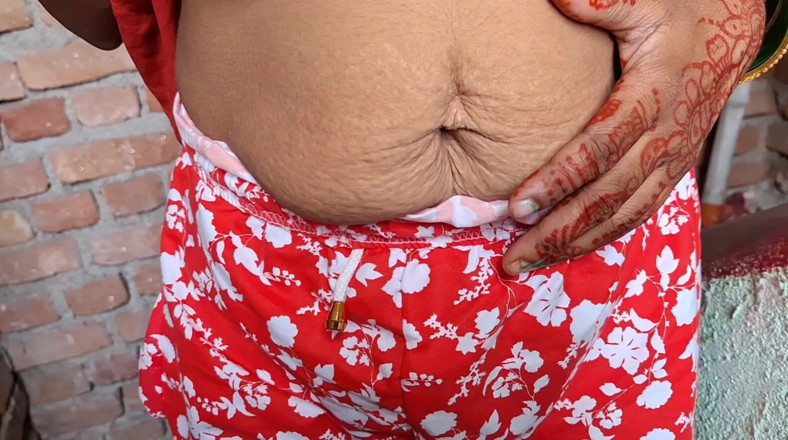 Sumaj: Desi Bhabhi ha preso il cognato parte 1