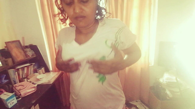 Tina Baby: Auto fiică vitregă video pentru laptele tatălui vitreg