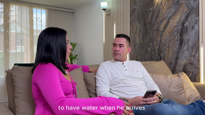 Kylei Ellish: Pareja sexy les da a sus amigos algunas idéias sobre...