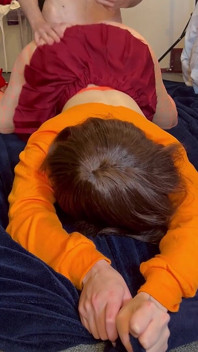 Velma büyük bir sürpriz alıyor ve damlayan dölle terk etti