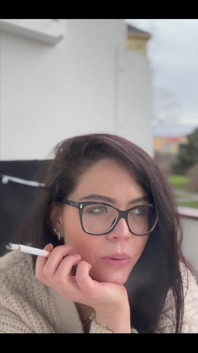 Cuando disparo, a veces necesito pausar y fumar