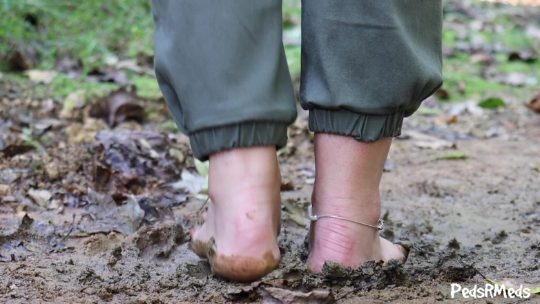 PedsRMeds: Peaches Kim Barefoot in the Mud