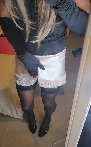 JessicaXD: Dětské růžové saténové francouzské kalhotky a černé spodní prádlo