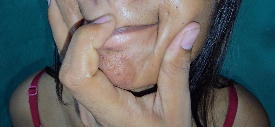 SafeRosebush8: Sexy červená podprsenka porno video indické XXX video porno video mimo...