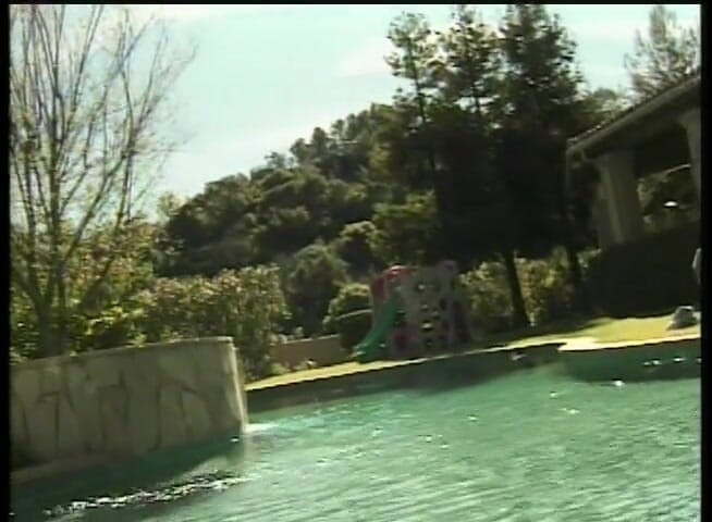 Lesbo Tube: Two horny lesbians are playing with her favorite toy