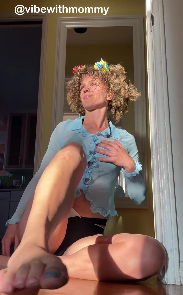 VibeWithMommy: I Love Showing off for You Sweet Boys! Behind the...